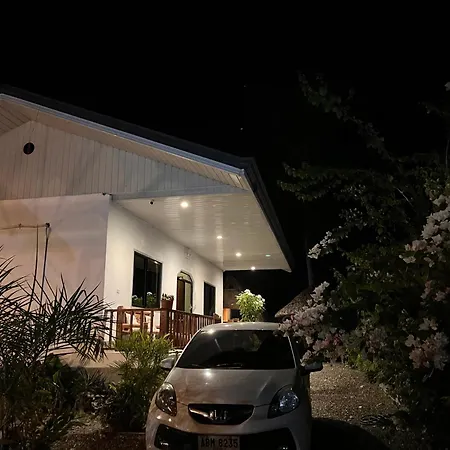 Momo Hostel-2