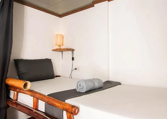Ohlala Hostel Moalboal